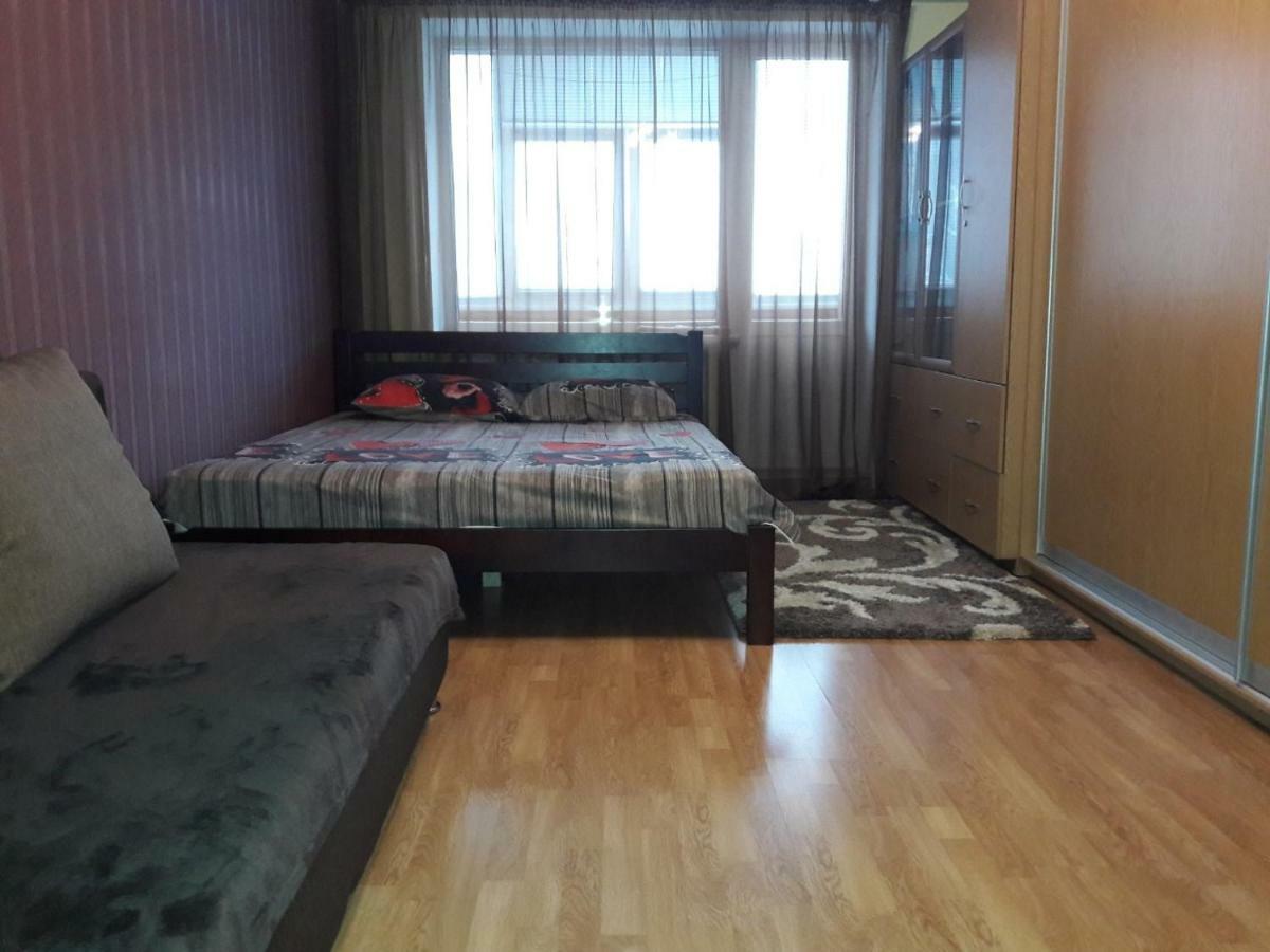 Apartment in the city center Tschernihiw Exterior foto