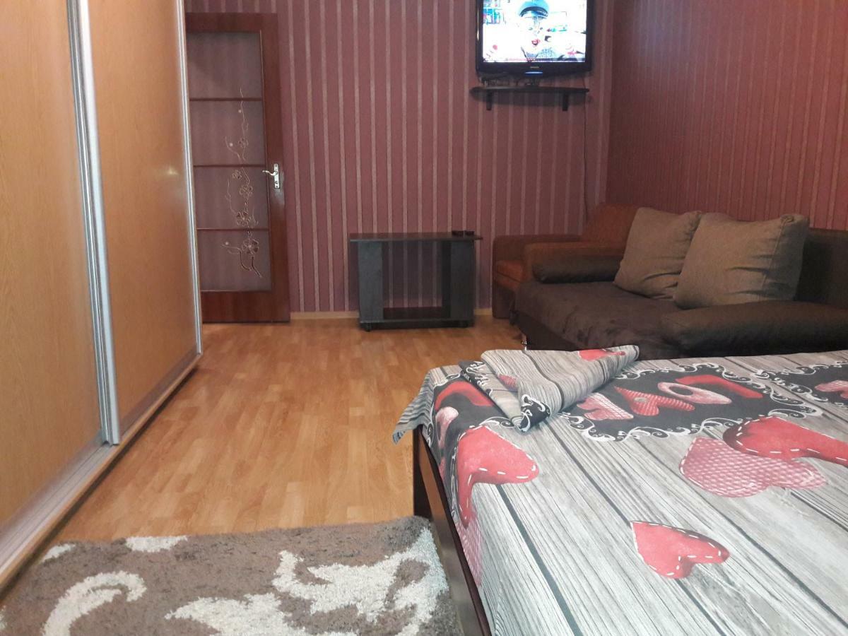 Apartment in the city center Tschernihiw Exterior foto